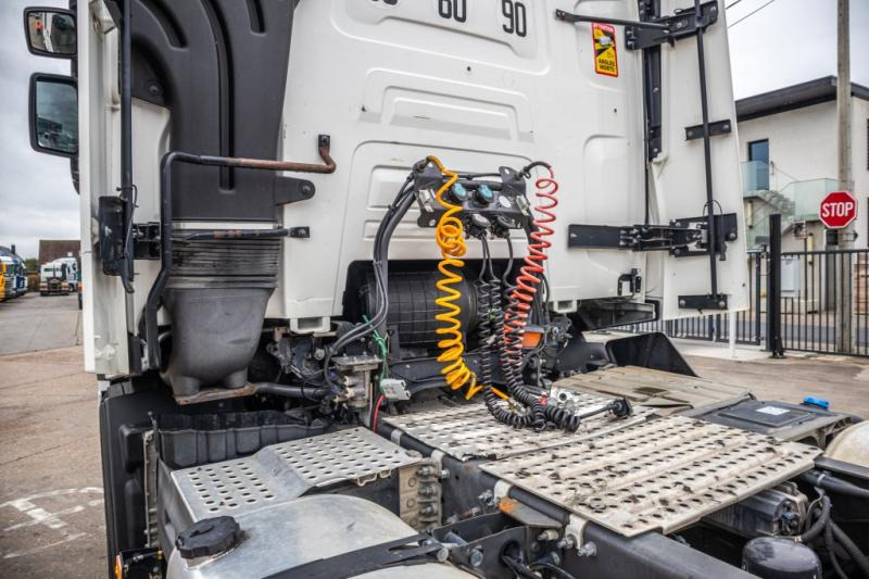 Renault T520+INTARDER+BIG AXLE - Тягач: фото 5 Renault T520+INTARDER+BIG AXLE - Тягач: фото 5