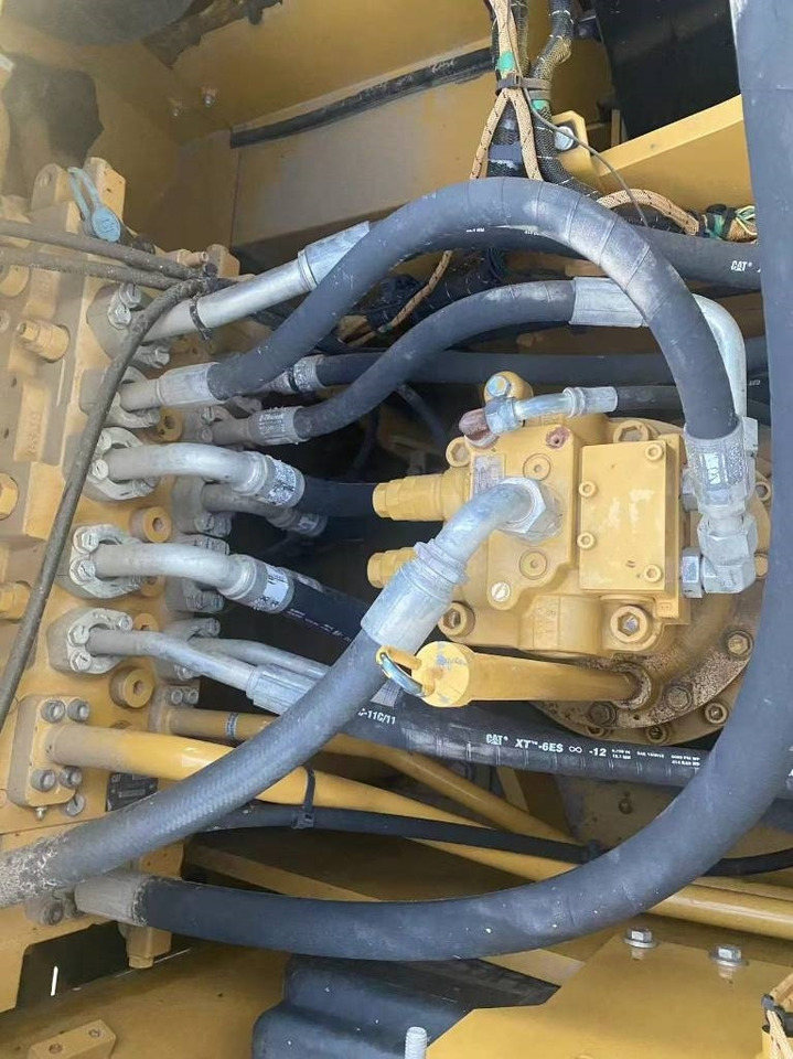 CAT 320 GC - Гусеничный экскаватор: фото 3 CAT 320 GC - Гусеничный экскаватор: фото 3