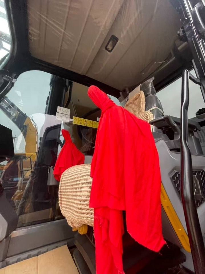 CAT 336GC - Гусеничный экскаватор: фото 5 CAT 336GC - Гусеничный экскаватор: фото 5