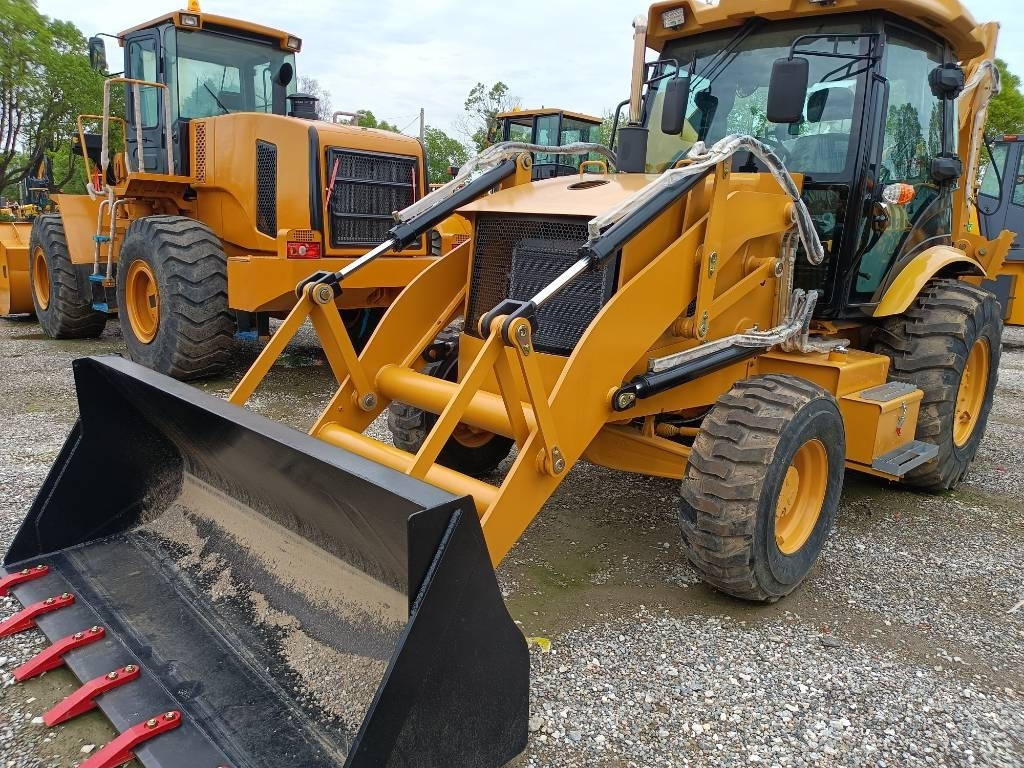 CAT 420 F IT - Гусеничный экскаватор: фото 3 CAT 420 F IT - Гусеничный экскаватор: фото 3