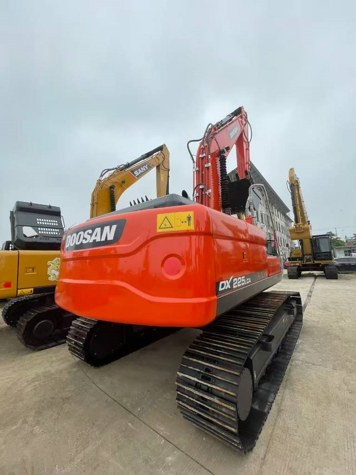 Doosan DX 225 LC  - Гусеничный экскаватор: фото 4 Doosan DX 225 LC  - Гусеничный экскаватор: фото 4