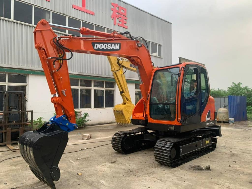 Doosan DX 75-9 C - Мини-экскаватор: фото 1 Doosan DX 75-9 C - Мини-экскаватор: фото 1