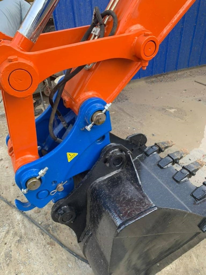 Doosan DX 75-9 C - Мини-экскаватор: фото 4 Doosan DX 75-9 C - Мини-экскаватор: фото 4