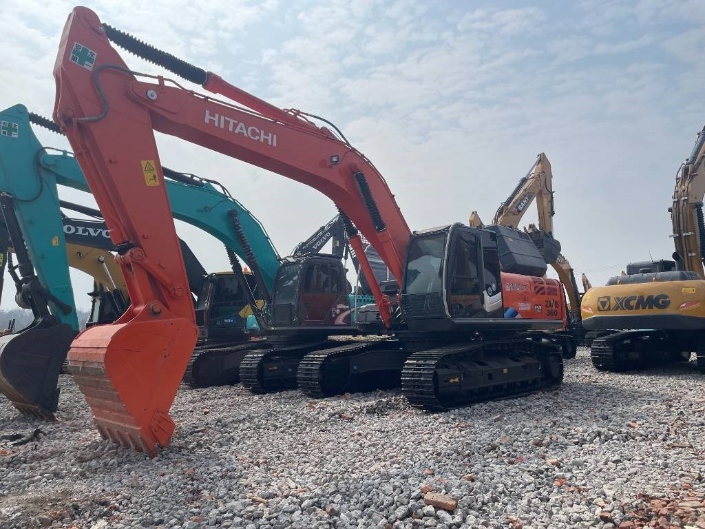 Hitachi ZX 360 - Гусеничный экскаватор: фото 2 Hitachi ZX 360 - Гусеничный экскаватор: фото 2