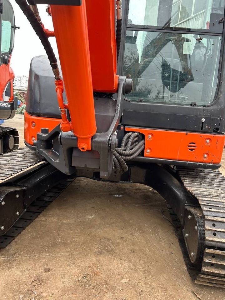 Hitachi ZX 60  - Мини-экскаватор: фото 3 Hitachi ZX 60  - Мини-экскаватор: фото 3