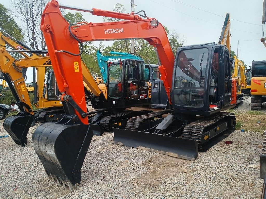Hitachi ZX 70  - Мини-экскаватор: фото 3 Hitachi ZX 70  - Мини-экскаватор: фото 3