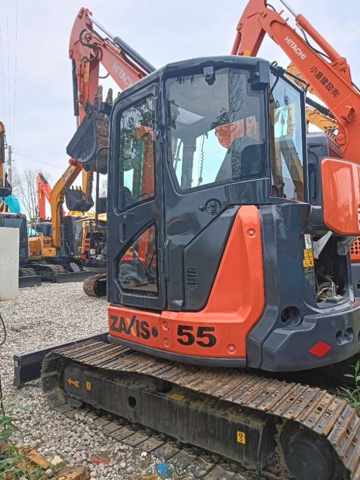 Hitachi zx55 - Гусеничный экскаватор: фото 4 Hitachi zx55 - Гусеничный экскаватор: фото 4