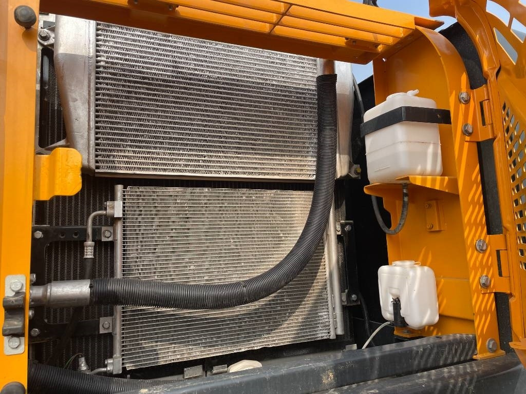 Hyundai 225LC-9S - Гусеничный экскаватор: фото 2 Hyundai 225LC-9S - Гусеничный экскаватор: фото 2