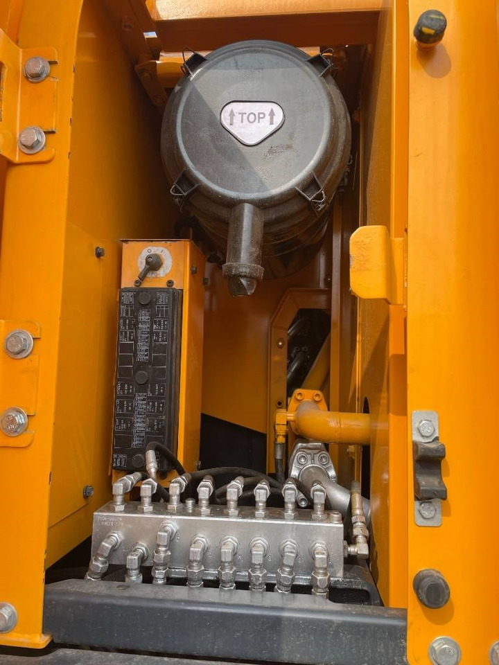 Hyundai 225LC-9S  - Гусеничный экскаватор: фото 4 Hyundai 225LC-9S  - Гусеничный экскаватор: фото 4