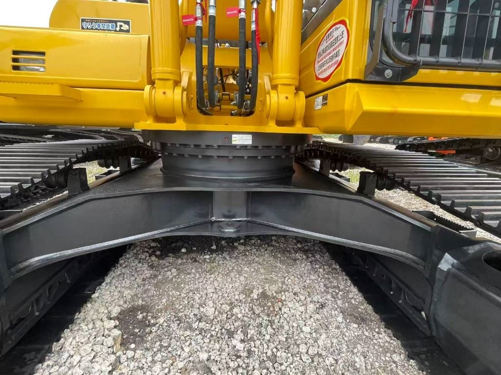 Komatsu 360 - Гусеничный экскаватор: фото 3 Komatsu 360 - Гусеничный экскаватор: фото 3