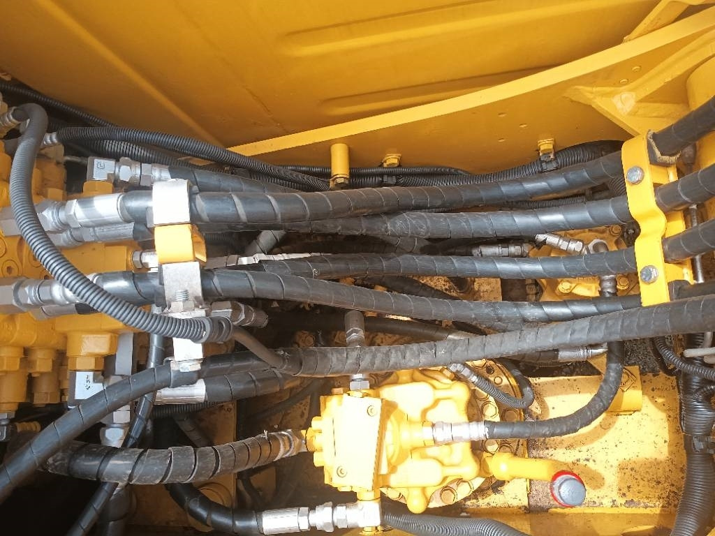 Komatsu PC 120 - Гусеничный экскаватор: фото 4 Komatsu PC 120 - Гусеничный экскаватор: фото 4