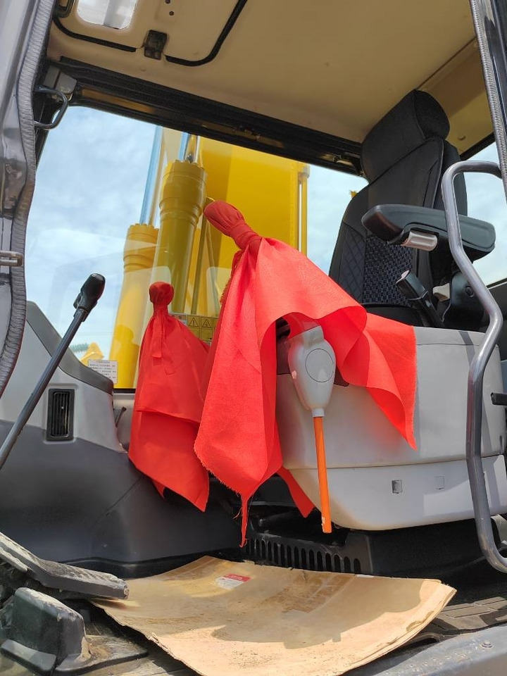 Komatsu PC 160 LC  - Гусеничный экскаватор: фото 4 Komatsu PC 160 LC  - Гусеничный экскаватор: фото 4