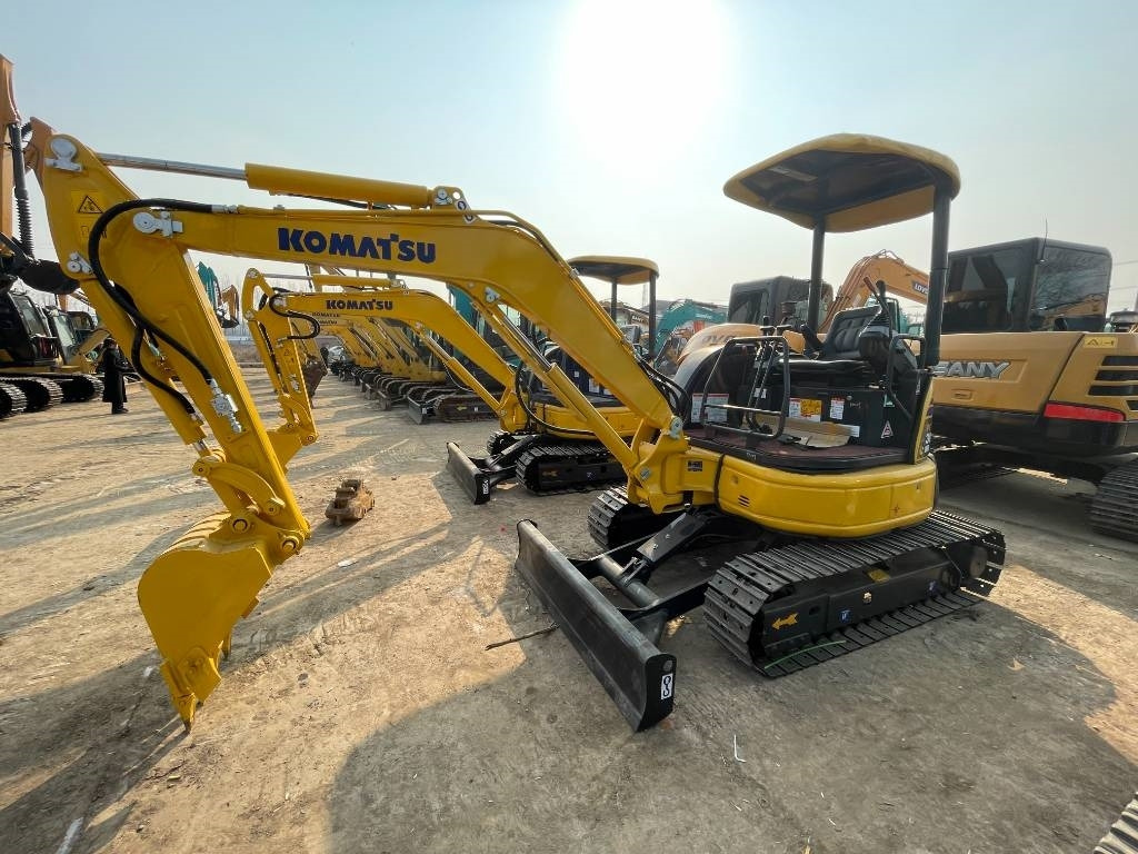 Komatsu PC 30 - Гусеничный экскаватор: фото 3 Komatsu PC 30 - Гусеничный экскаватор: фото 3
