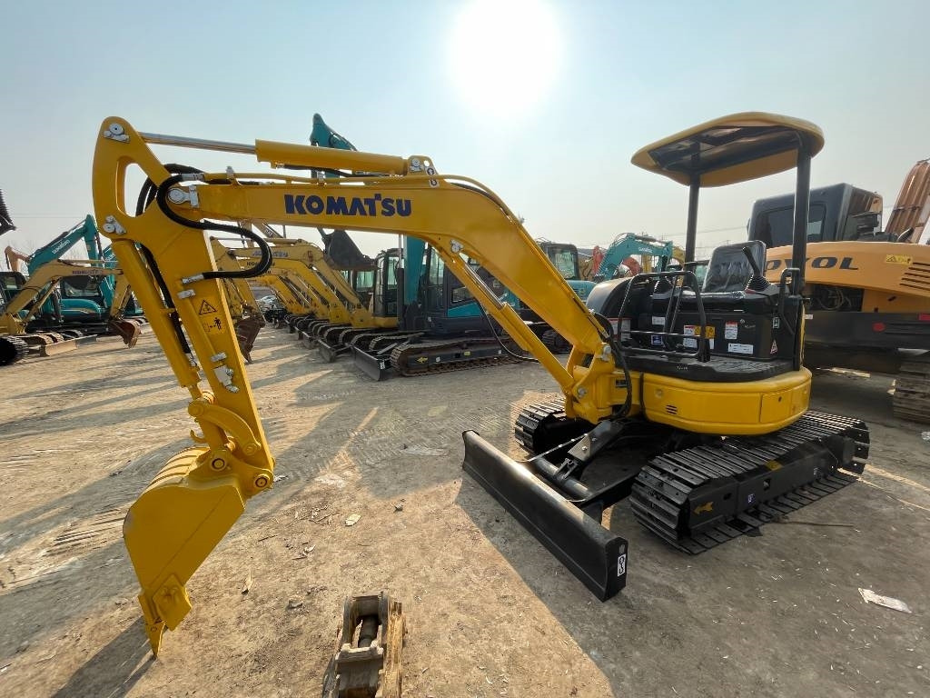 Komatsu PC 35 - Мини-экскаватор: фото 3 Komatsu PC 35 - Мини-экскаватор: фото 3