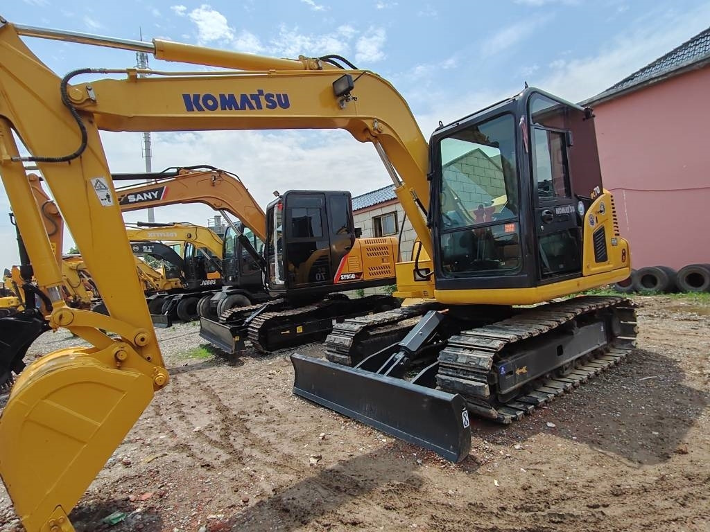 Komatsu PC 70 - Гусеничный экскаватор: фото 5 Komatsu PC 70 - Гусеничный экскаватор: фото 5