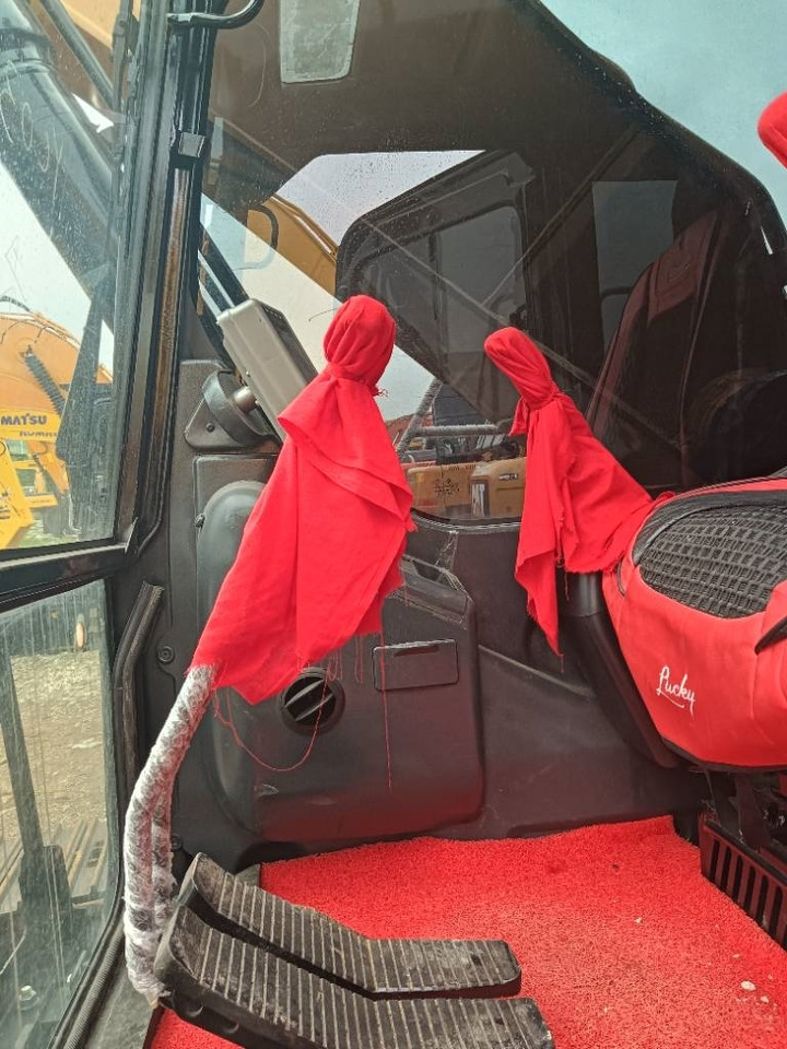 Sany 235  - Гусеничный экскаватор: фото 4 Sany 235  - Гусеничный экскаватор: фото 4