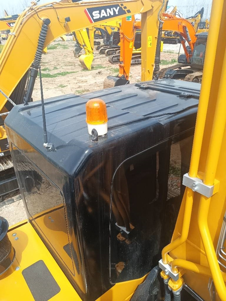 Sany SY 215 C  - Гусеничный экскаватор: фото 3 Sany SY 215 C  - Гусеничный экскаватор: фото 3