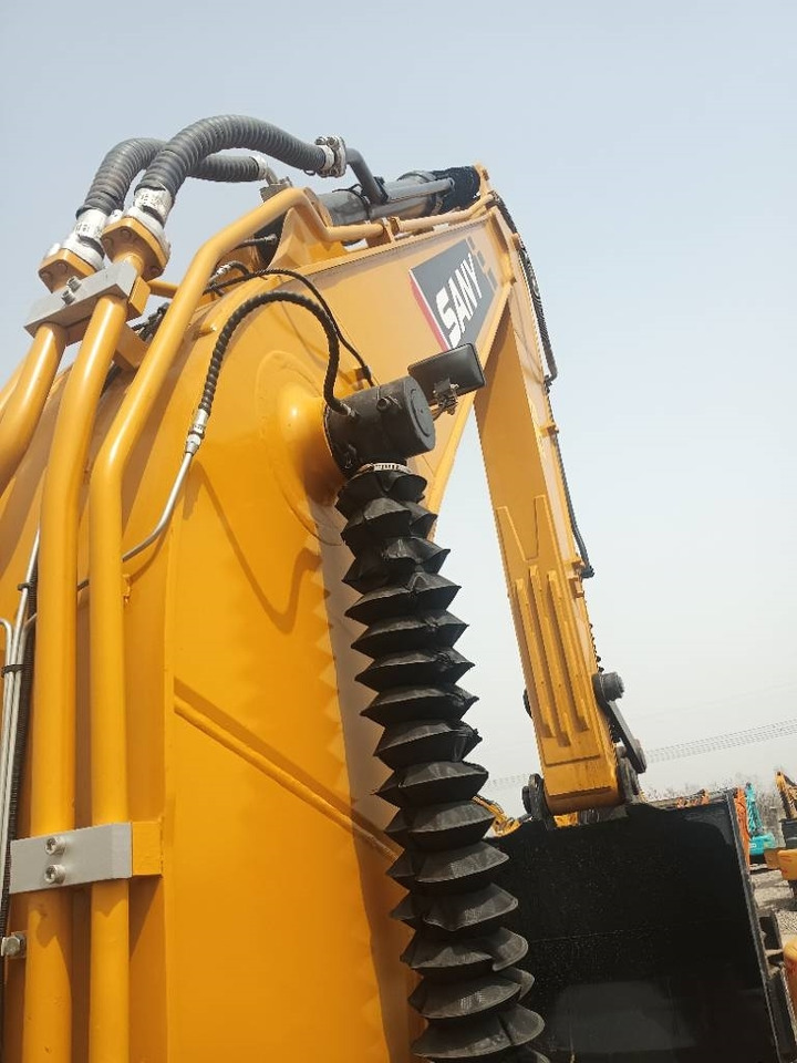 Sany SY 215 C  - Гусеничный экскаватор: фото 4 Sany SY 215 C  - Гусеничный экскаватор: фото 4