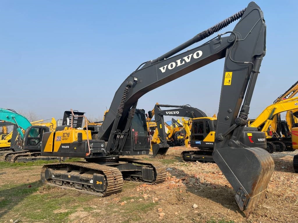 Гусеничный экскаватор Volvo EC 210 [ Copy ]: фото 8