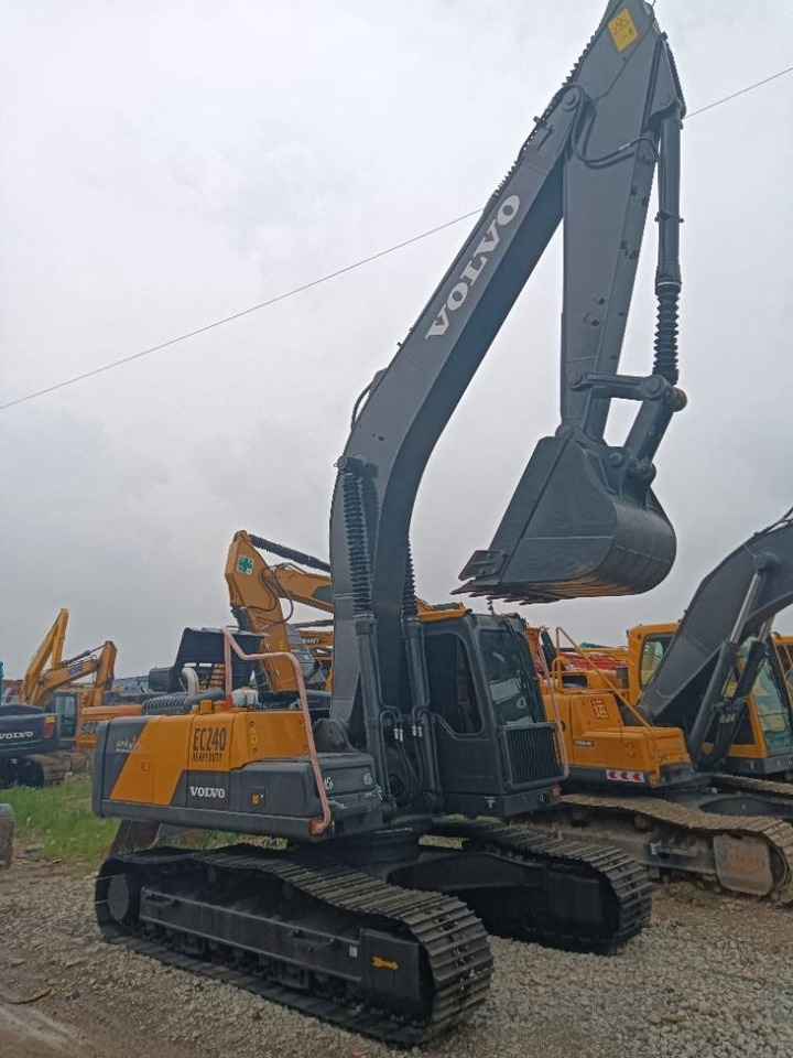 Volvo EC 240 - Гусеничный экскаватор: фото 5 Volvo EC 240 - Гусеничный экскаватор: фото 5