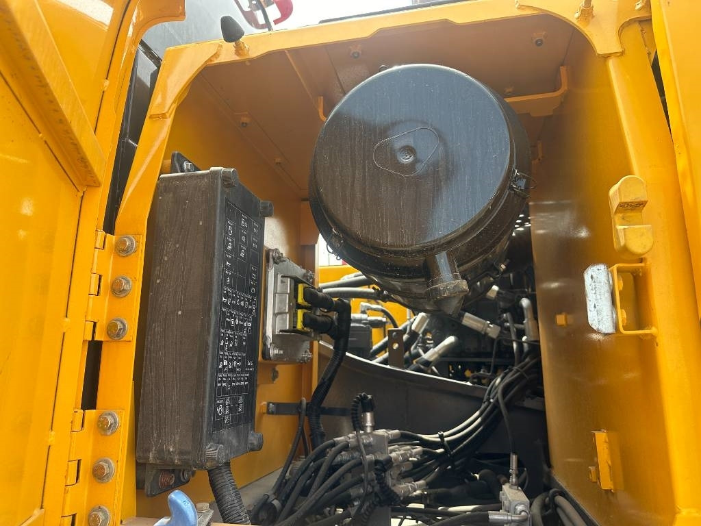 Volvo EC 250 D - Гусеничный экскаватор: фото 3 Volvo EC 250 D - Гусеничный экскаватор: фото 3