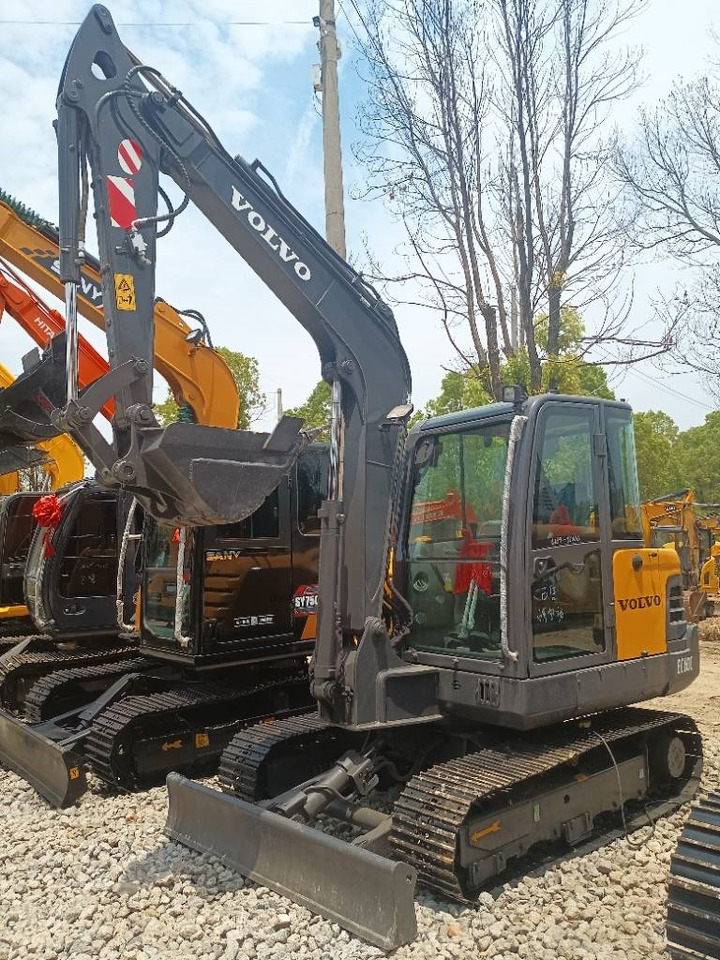 Volvo EC 60 - Гусеничный экскаватор: фото 2 Volvo EC 60 - Гусеничный экскаватор: фото 2