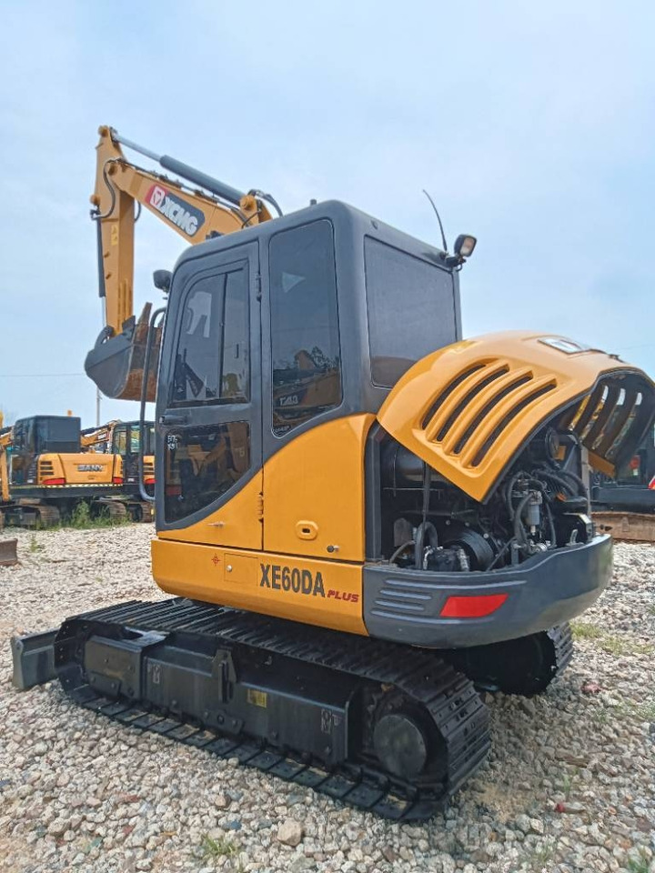 XCMG XE 60 DA  - Мини-экскаватор: фото 1 XCMG XE 60 DA  - Мини-экскаватор: фото 1