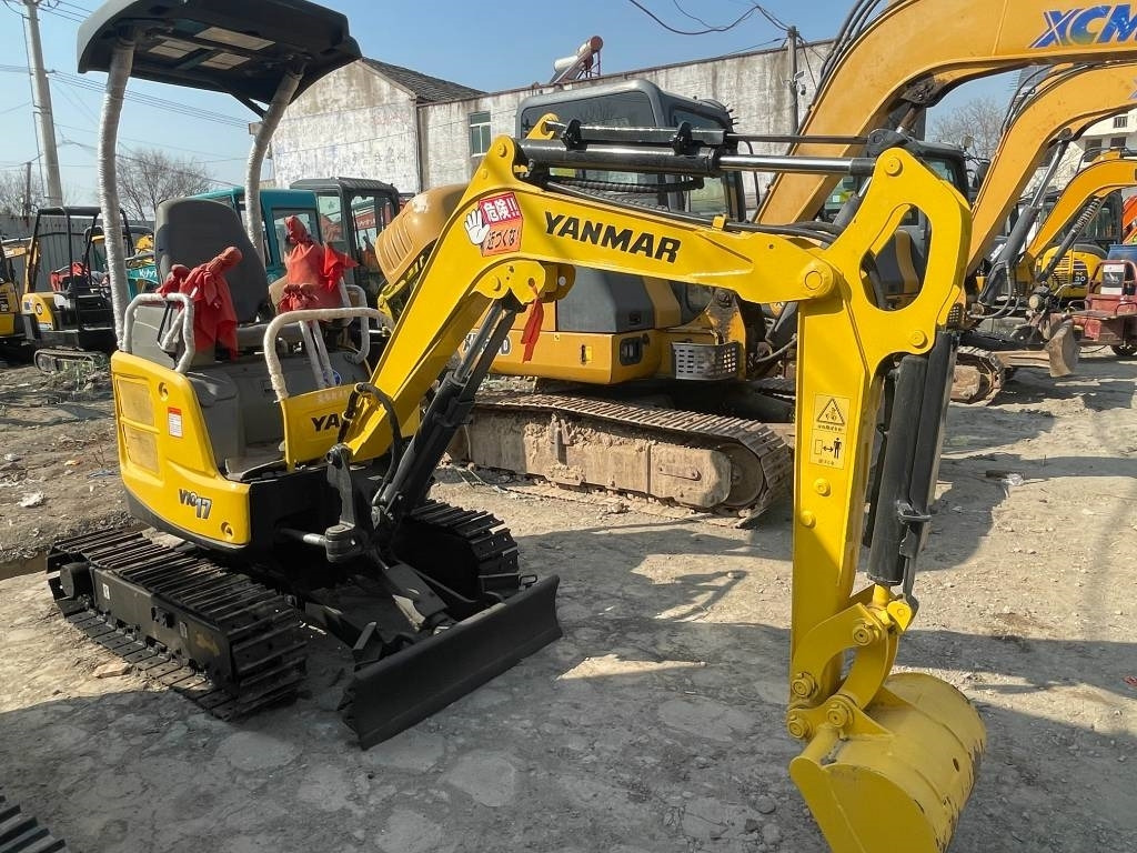 Yanmar 17 - Гусеничный экскаватор: фото 1 Yanmar 17 - Гусеничный экскаватор: фото 1
