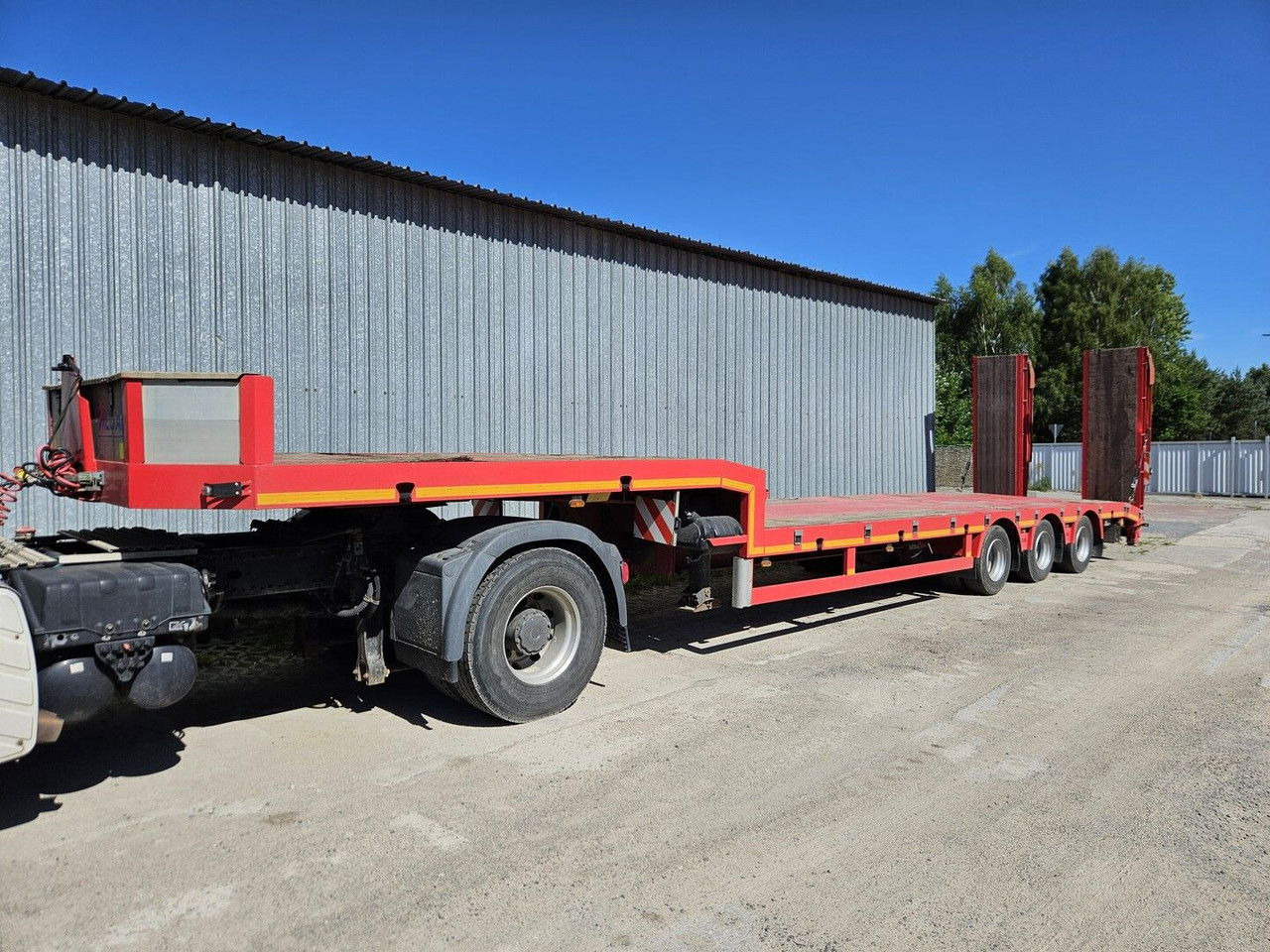 Mega Mega MNN 3 Axles - Lift Axle MNN 3 Axles - Lift Axle - Низкорамный полуприцеп: фото 1 Mega Mega MNN 3 Axles - Lift Axle MNN 3 Axles - Lift Axle - Низкорамный полуприцеп: фото 1