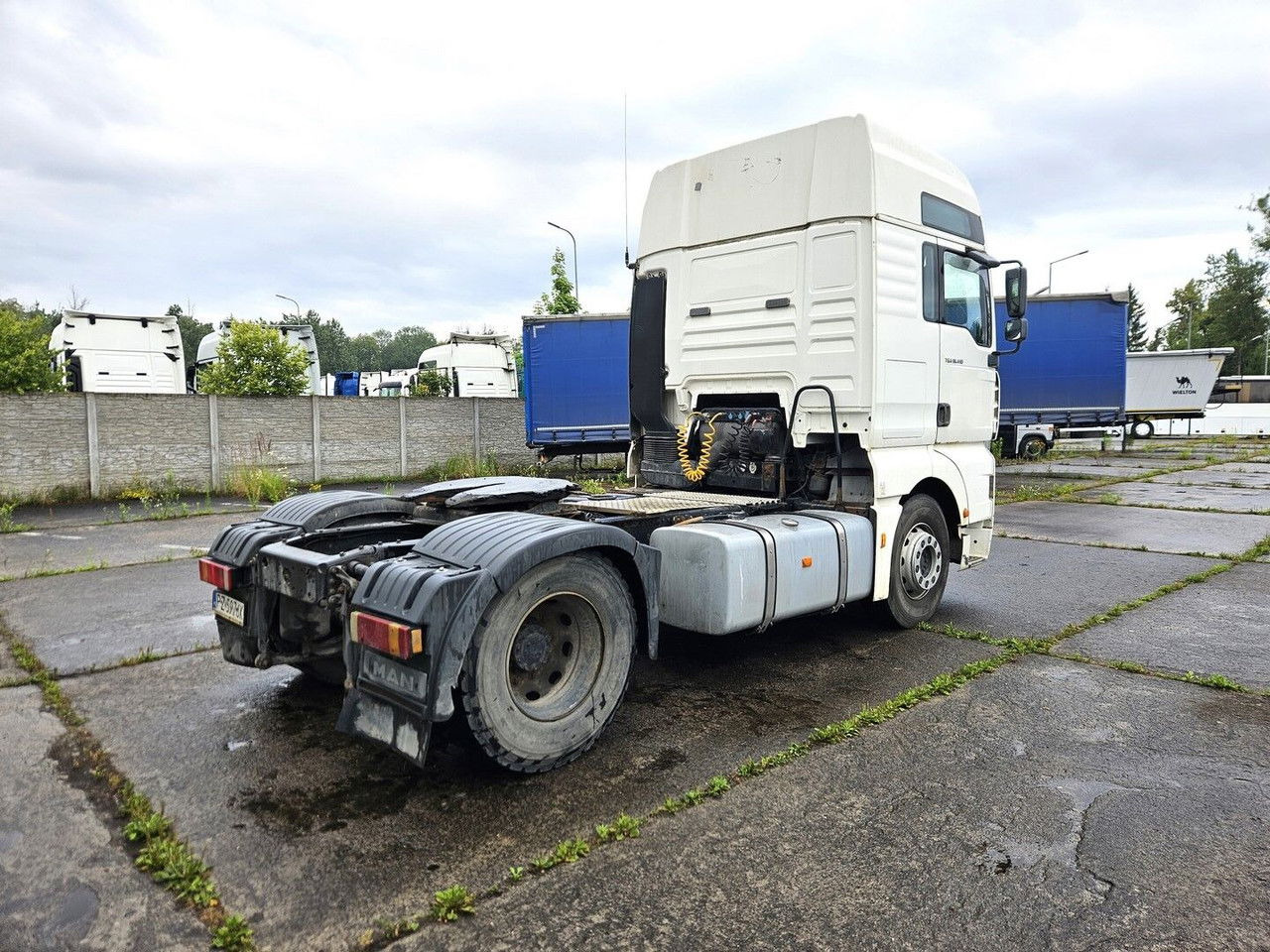 MAN 18.413 FLS - euro 3 manual pump and injectors - manual gearbox - Тягач: фото 4 MAN 18.413 FLS - euro 3 manual pump and injectors - manual gearbox - Тягач: фото 4