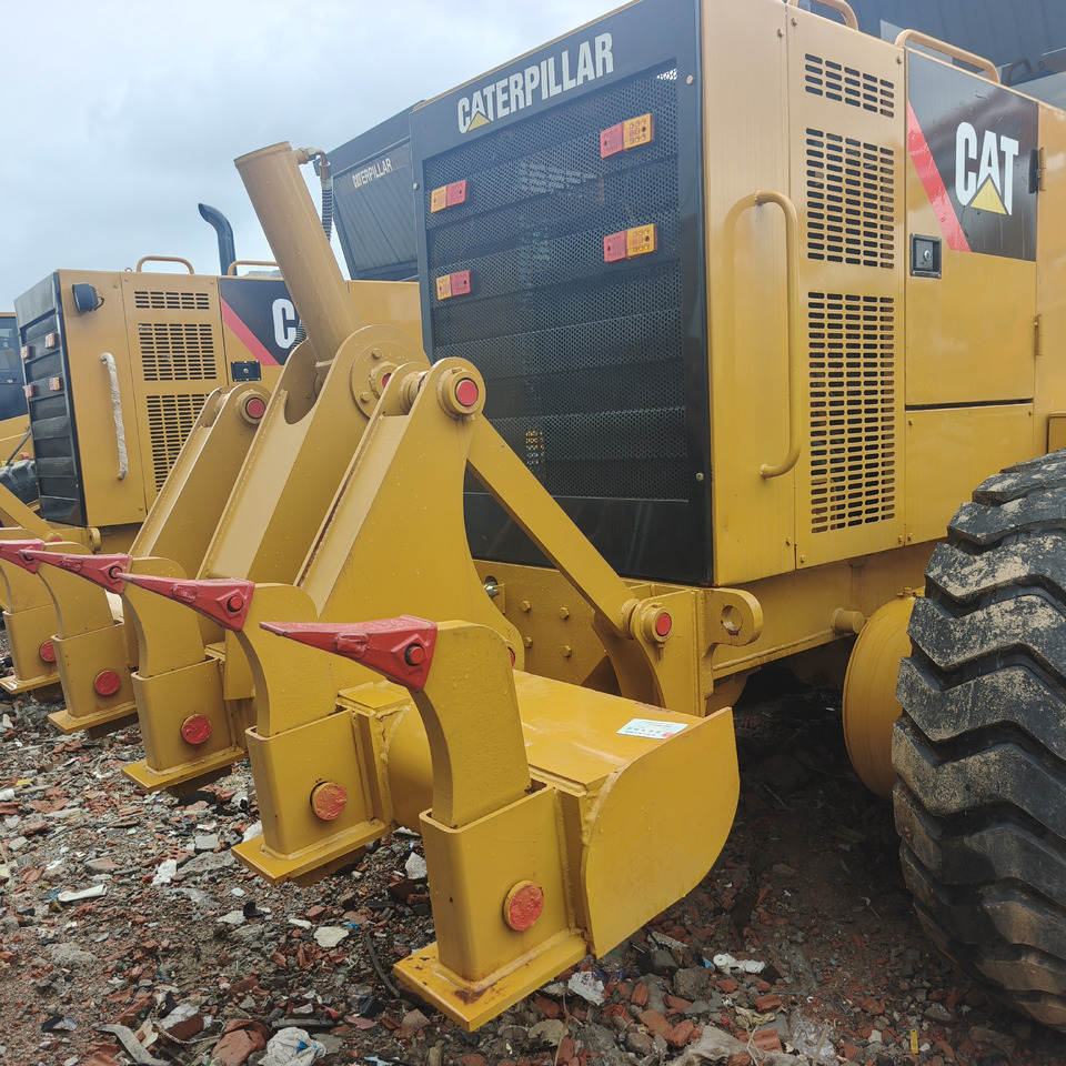 CATERPILLAR 140H Motor Grader - Грейдер: фото 5 CATERPILLAR 140H Motor Grader - Грейдер: фото 5