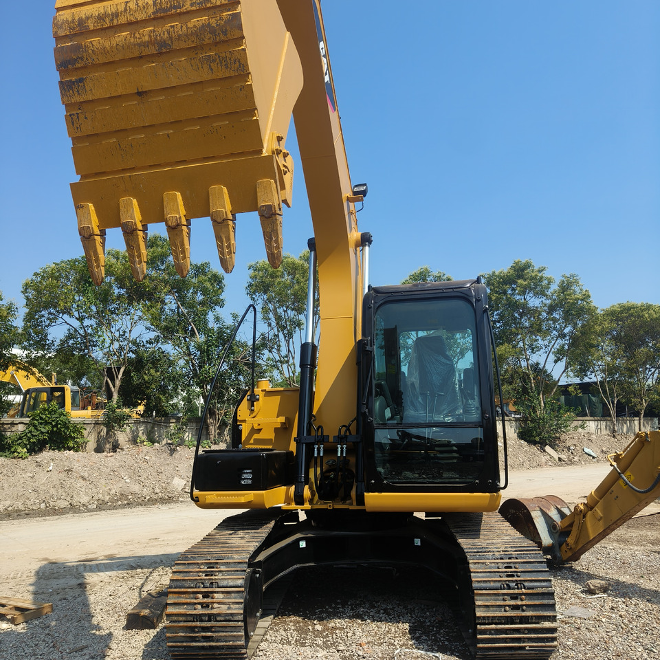 CATERPILLAR 313D - Гусеничный экскаватор: фото 3 CATERPILLAR 313D - Гусеничный экскаватор: фото 3