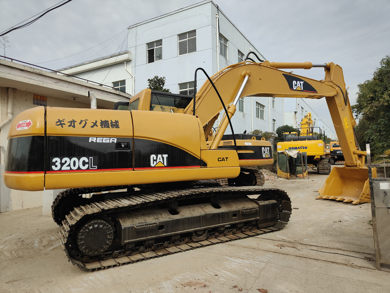 CATERPILLAR 320C 320CL - Гусеничный экскаватор: фото 4 CATERPILLAR 320C 320CL - Гусеничный экскаватор: фото 4