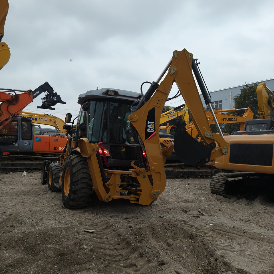 CATERPILLAR 420F - Экскаватор-погрузчик: фото 3 CATERPILLAR 420F - Экскаватор-погрузчик: фото 3