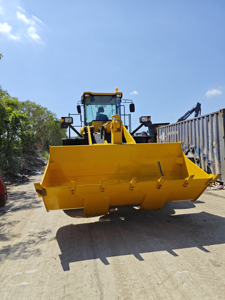 SDLG L956F - Колёсный погрузчик: фото 3 SDLG L956F - Колёсный погрузчик: фото 3