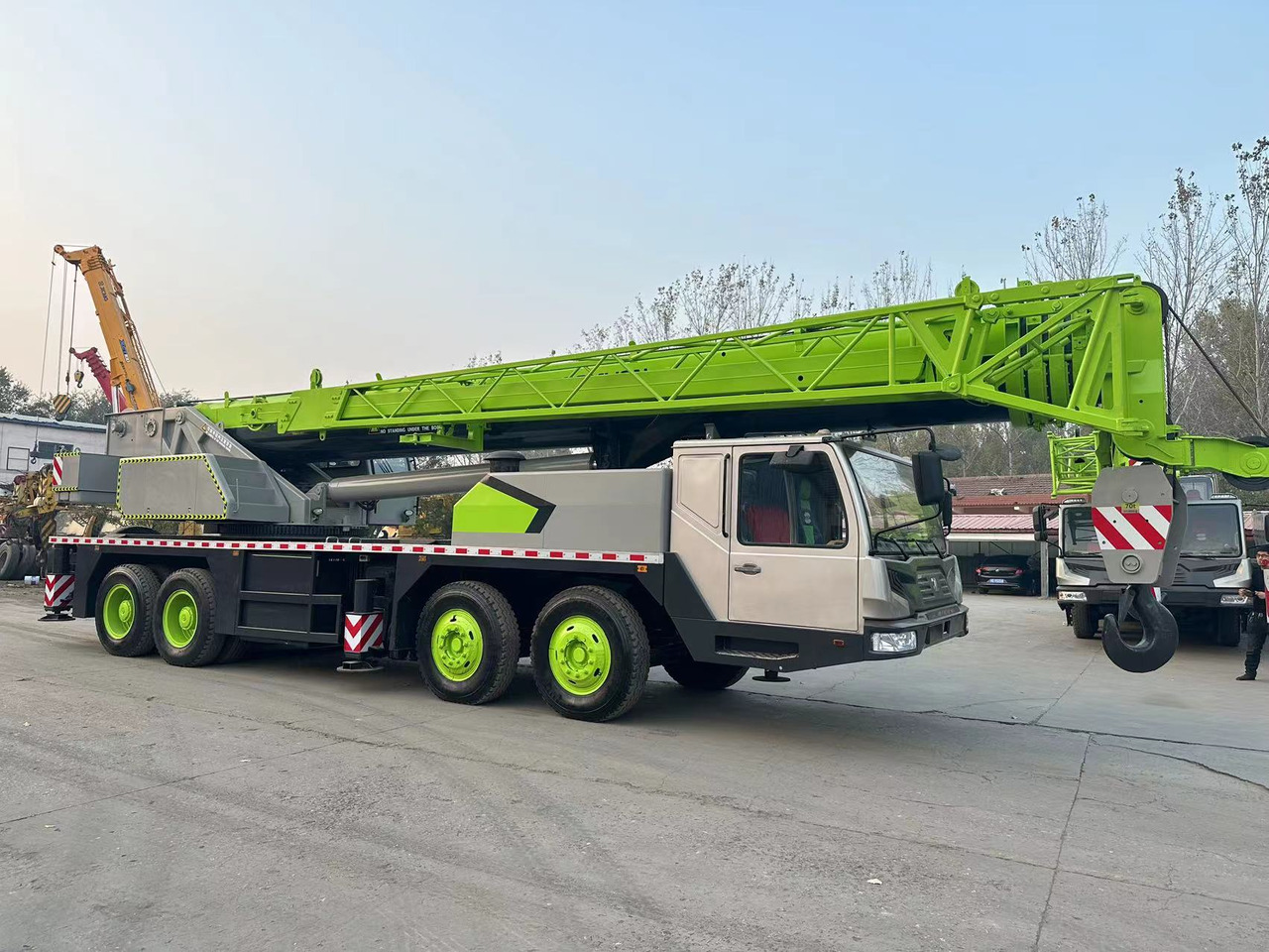 ZOOMLION ZTC700V - Мобильный кран: фото 1 ZOOMLION ZTC700V - Мобильный кран: фото 1