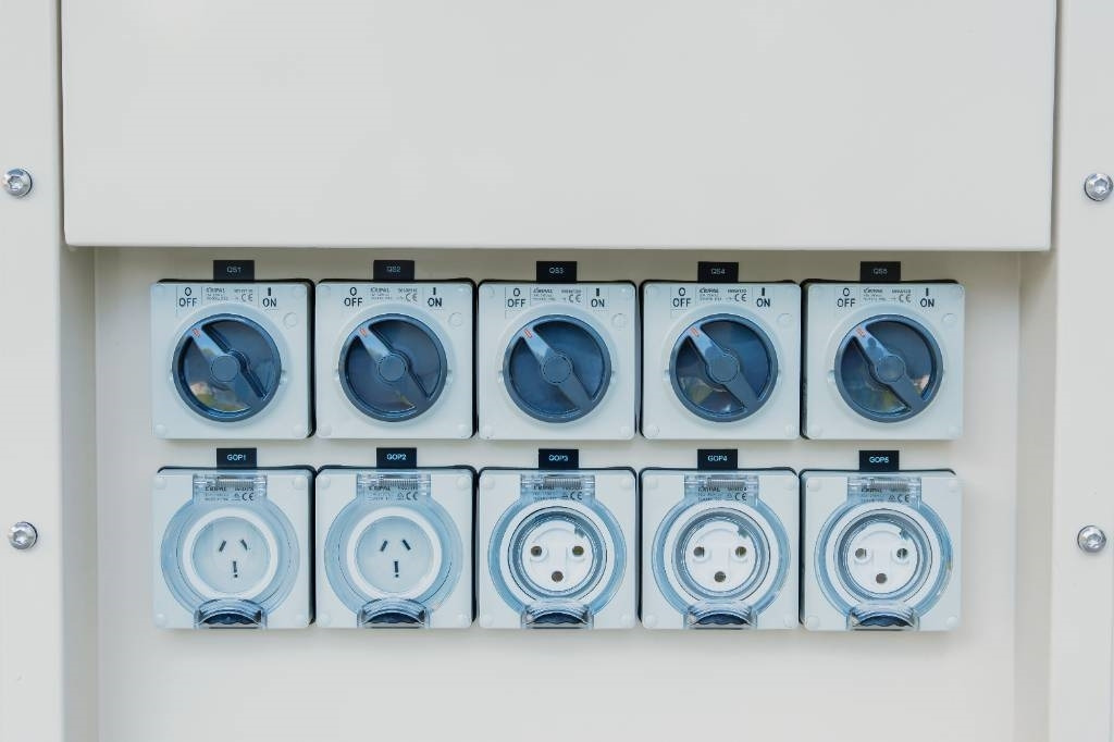Новый Электрогенератор BES14S Microgrid Systeem - 14 kVA - 25 kWh: фото 11