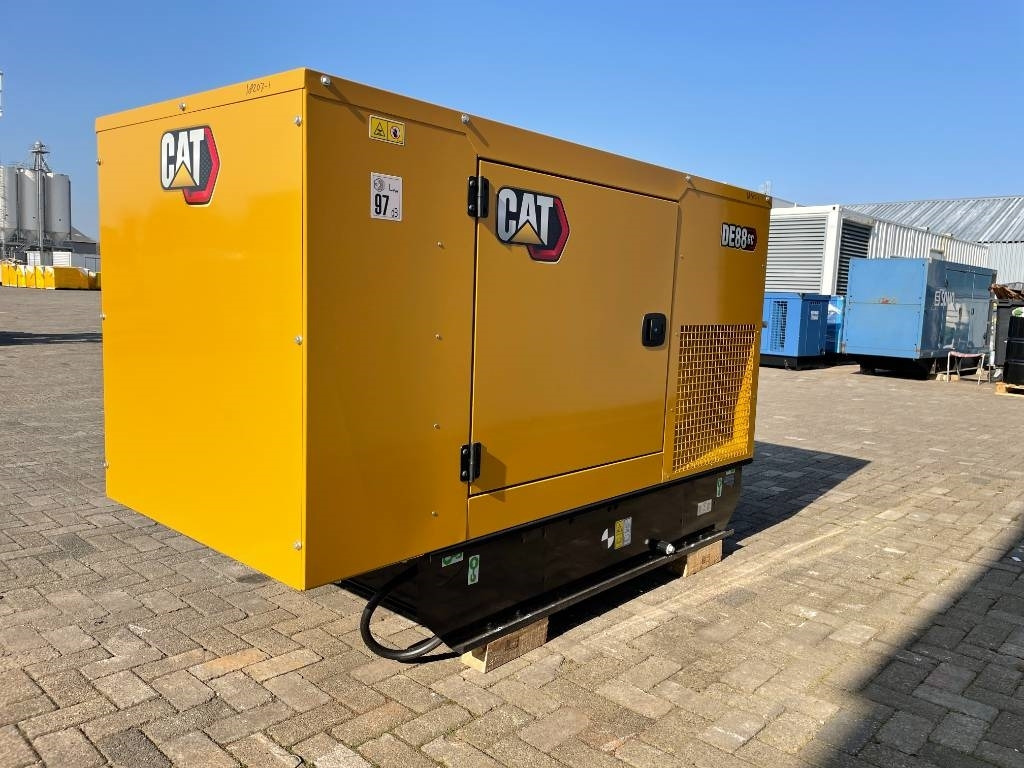 CAT DE88GC - 88 kVA Stand-by Generator Set - DPX-18207 - Электрогенератор: фото 4 CAT DE88GC - 88 kVA Stand-by Generator Set - DPX-18207 - Электрогенератор: фото 4