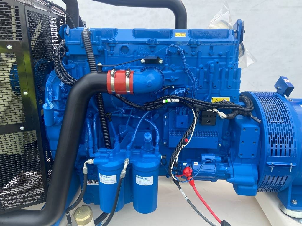 FG Wilson P450-3 - 450 kVA Open Genset - DPX-16018-O - Электрогенератор: фото 5 FG Wilson P450-3 - 450 kVA Open Genset - DPX-16018-O - Электрогенератор: фото 5