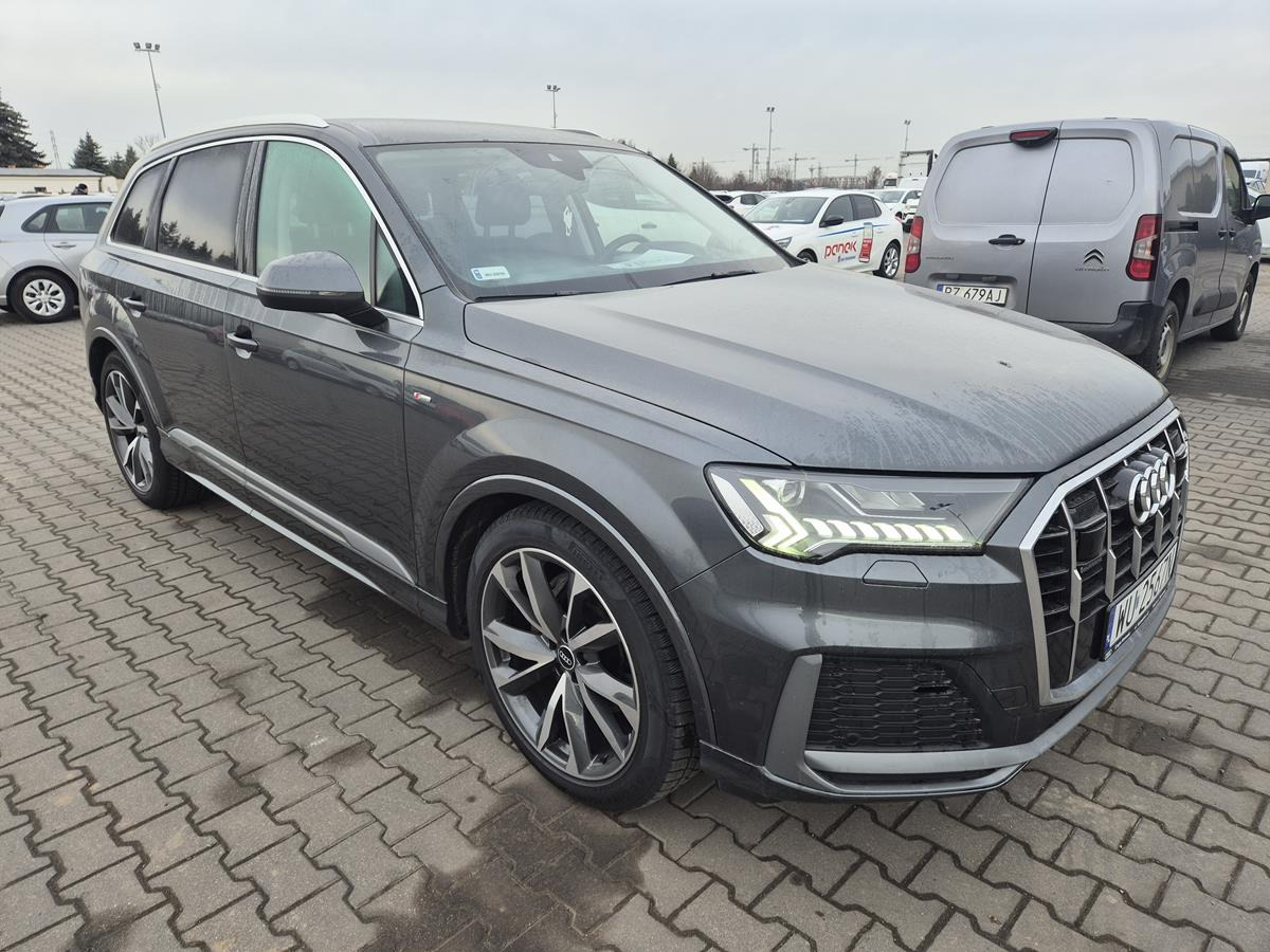 Легковой автомобиль AUDI Q7 SUV: фото 1