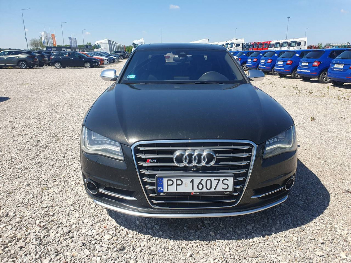 AUDI S8 SEDAN - Седан: фото 3 AUDI S8 SEDAN - Седан: фото 3