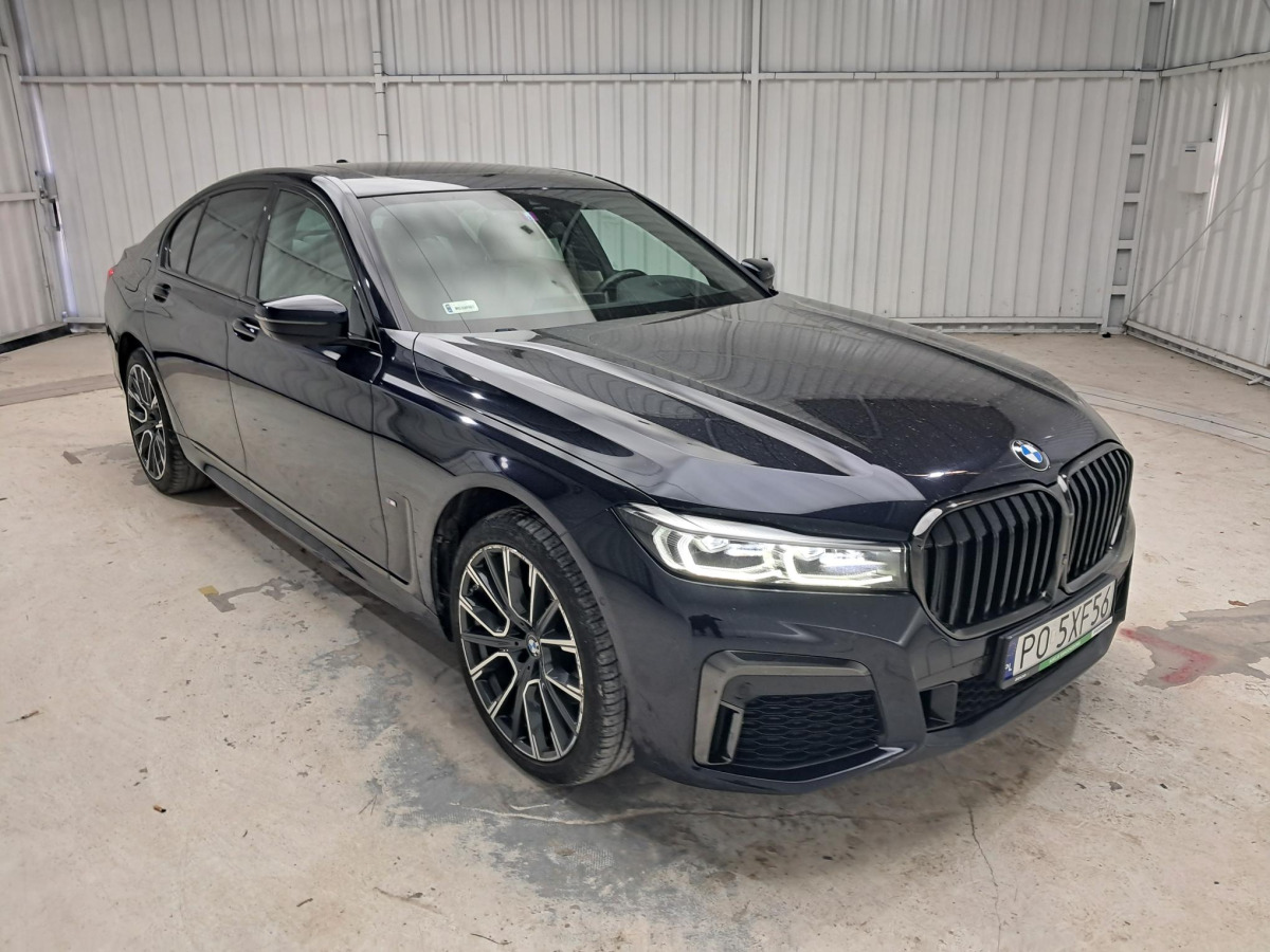 BMW 730D XDRIVE SEDAN - Седан: фото 1 BMW 730D XDRIVE SEDAN - Седан: фото 1