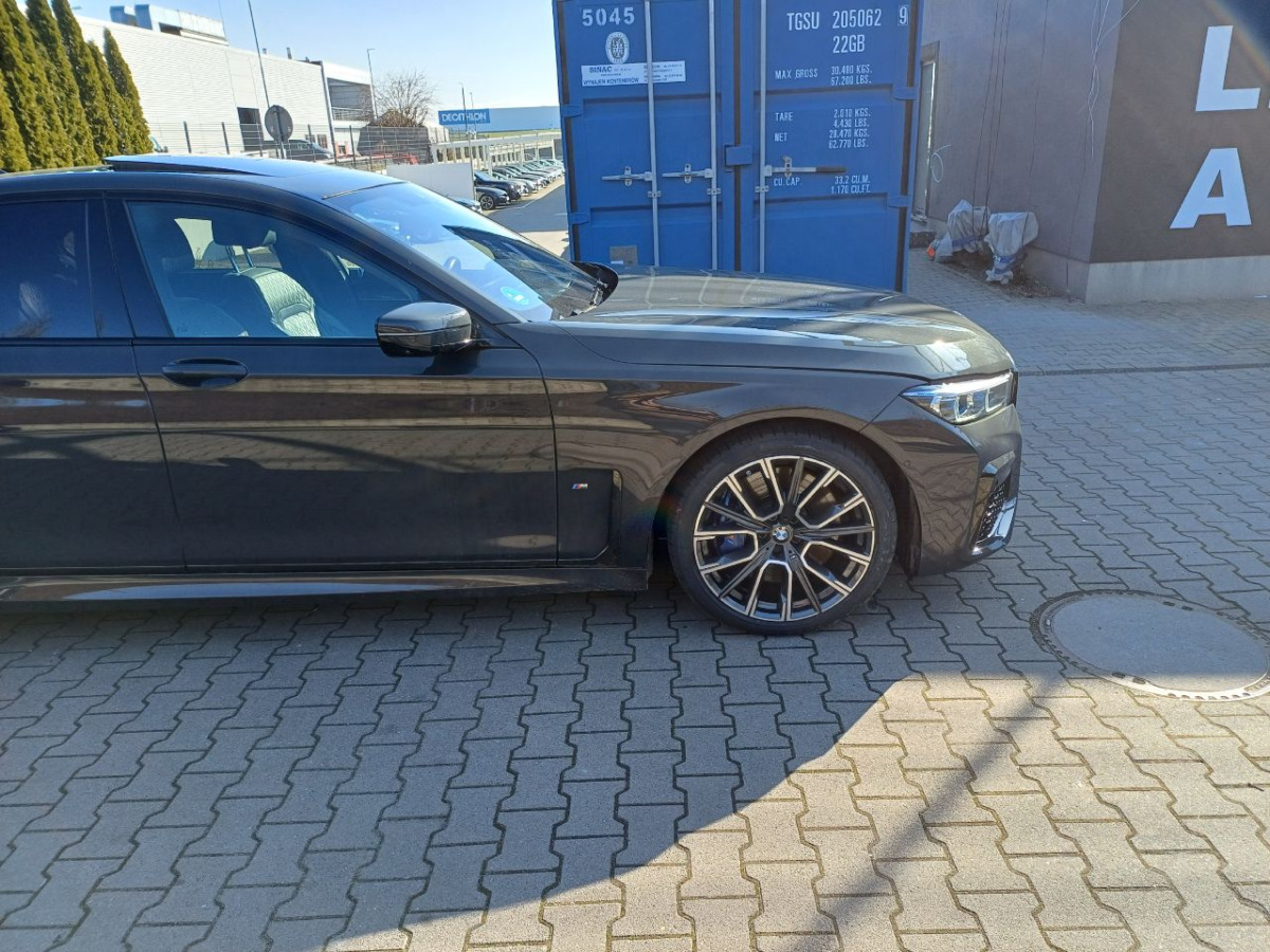 BMW 750I SEDAN - Седан: фото 5 BMW 750I SEDAN - Седан: фото 5