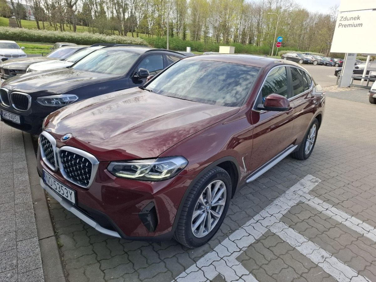 BMW X4 XDRIVE20D HATCHBACK - Легковой автомобиль: фото 2 BMW X4 XDRIVE20D HATCHBACK - Легковой автомобиль: фото 2