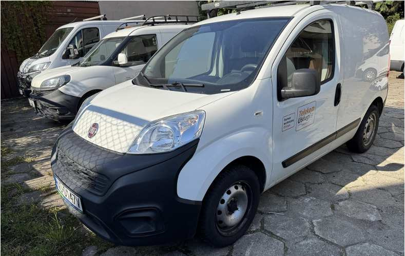 FIAT FIORINO FURGON BLASZAK - Цельнометаллический фургон: фото 2 FIAT FIORINO FURGON BLASZAK - Цельнометаллический фургон: фото 2