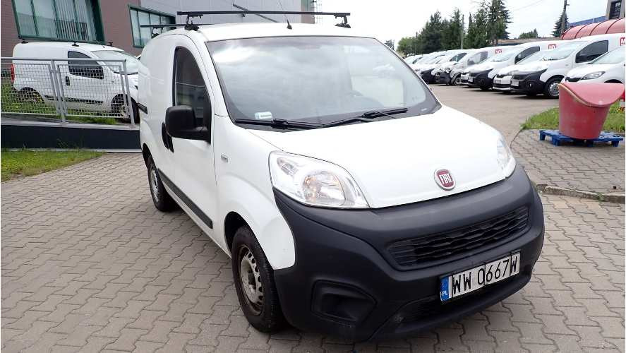 FIAT FIORINO FURGON BLASZAK - Цельнометаллический фургон: фото 1 FIAT FIORINO FURGON BLASZAK - Цельнометаллический фургон: фото 1