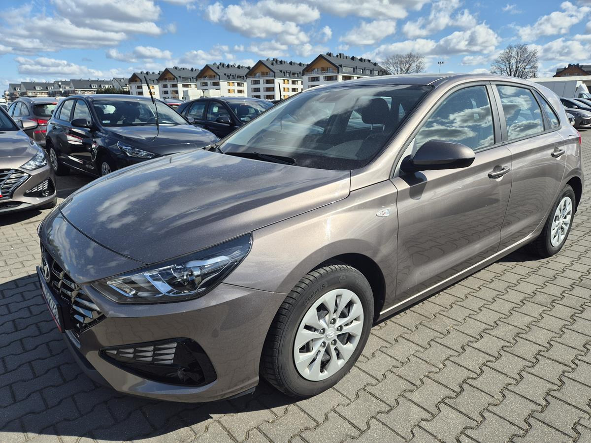 HYUNDAI I30 HATCHBACK - Хэтчбек: фото 2 HYUNDAI I30 HATCHBACK - Хэтчбек: фото 2