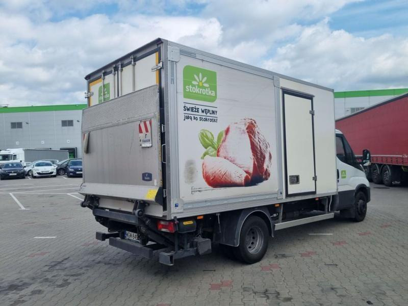 IVECO DAILY CHŁODNIA/IZOTERMA - Фургон-рефрижератор: фото 4 IVECO DAILY CHŁODNIA/IZOTERMA - Фургон-рефрижератор: фото 4