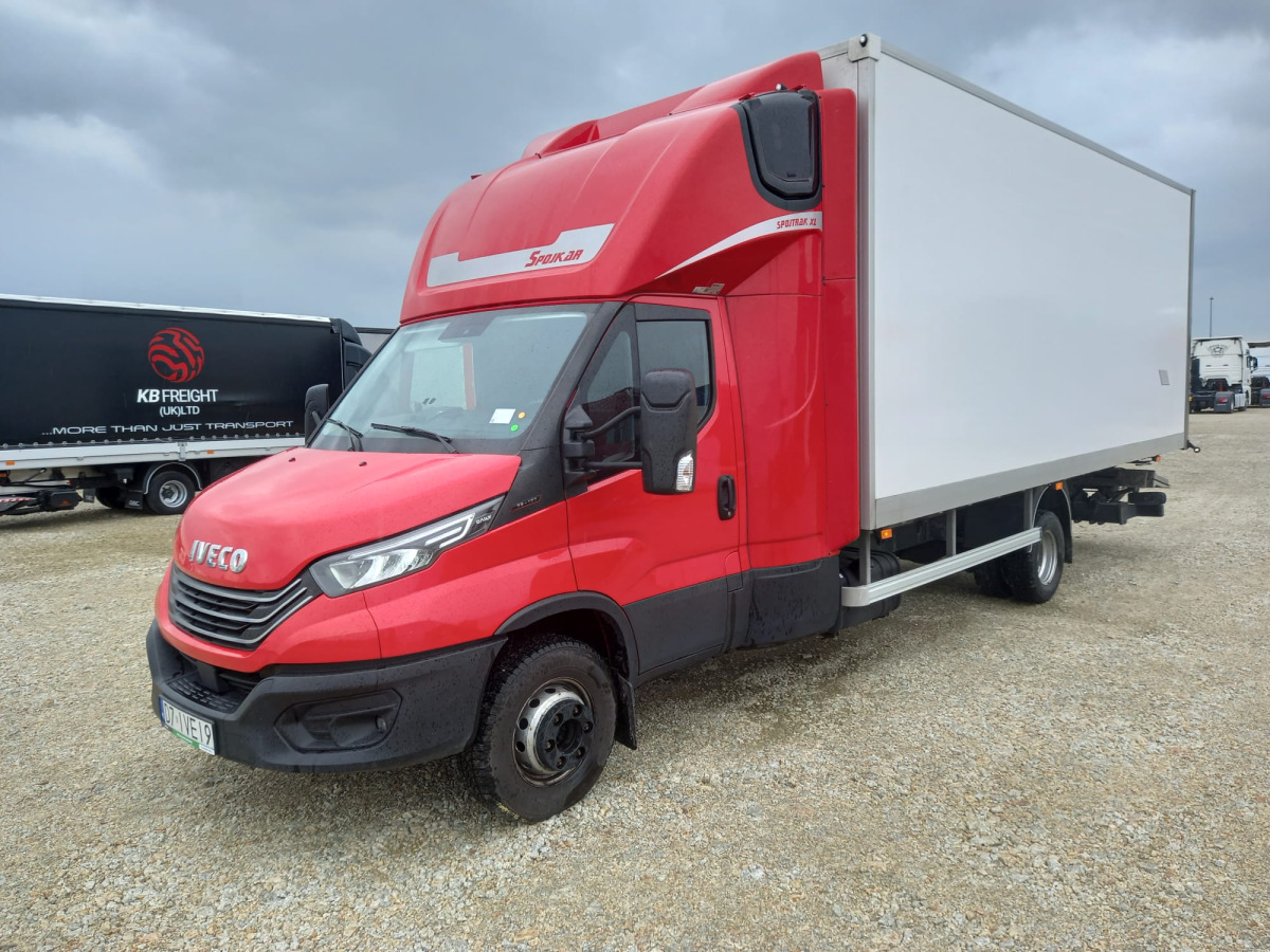 IVECO DAILY KONTENER Z WINDĄ - Грузовик с закрытым кузовом: фото 3 IVECO DAILY KONTENER Z WINDĄ - Грузовик с закрытым кузовом: фото 3