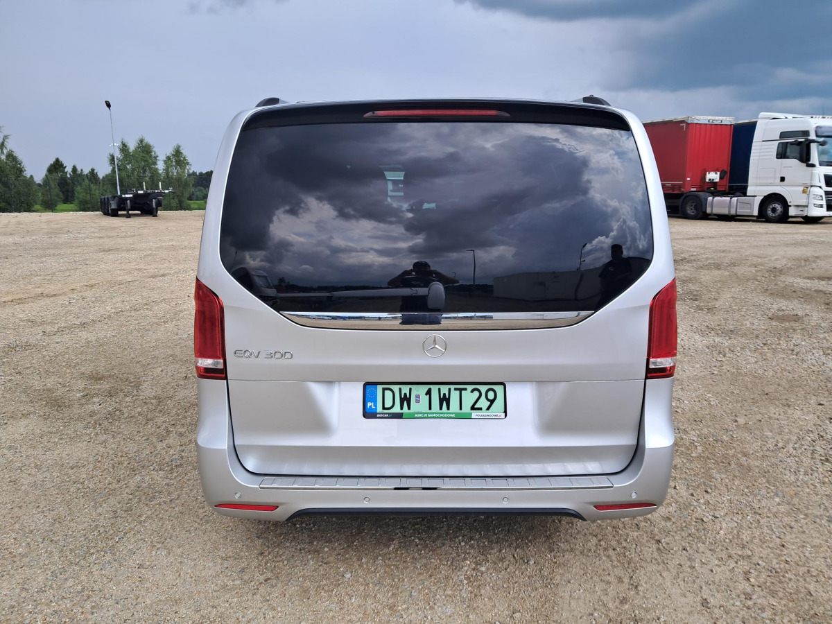 MERCEDES BENZ EQV300 VAN - Легковой автомобиль: фото 4 MERCEDES BENZ EQV300 VAN - Легковой автомобиль: фото 4